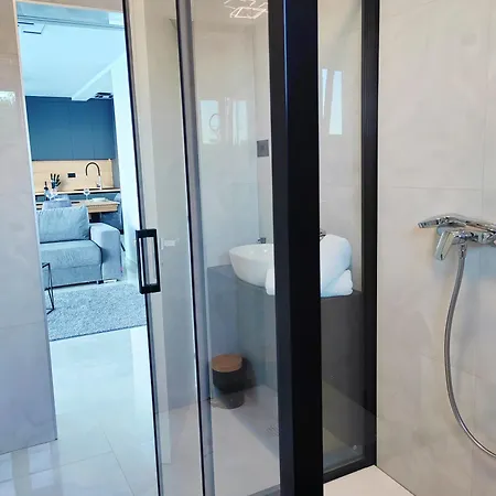 Sea Level With Beautiful View, Medveja Villa *