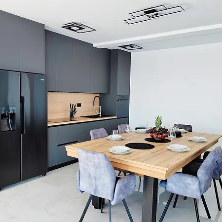 Sea Level With Beautiful View, Medveja *