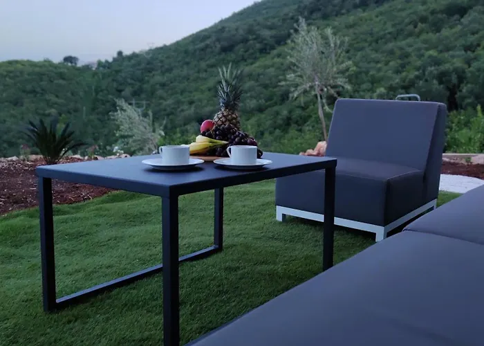 Vila Sea Level With Beautiful View, Medveja