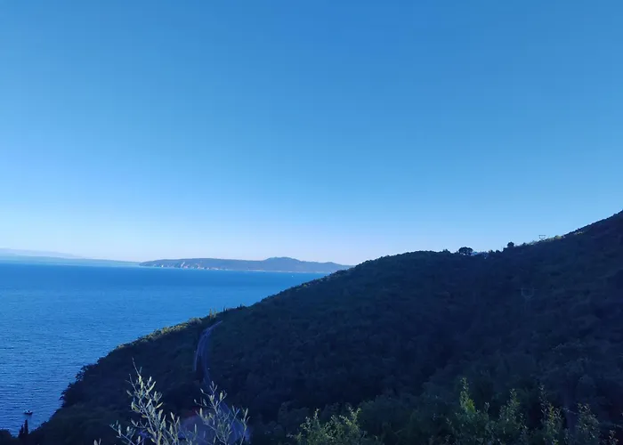 Sea Level With Beautiful View, Medveja Vila Lovran